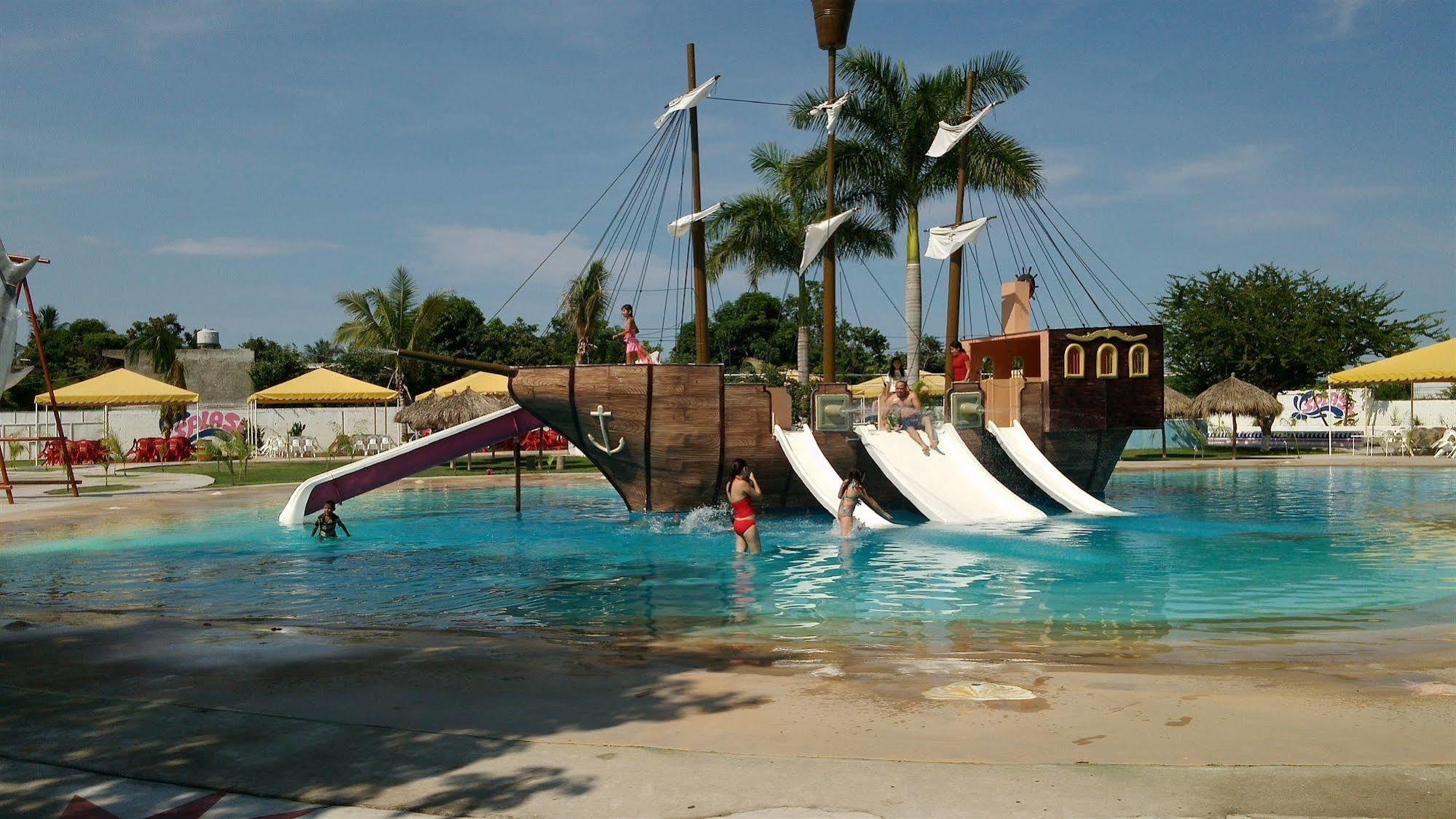 Splash Inn Nuevo Vallarta & Parque Acuatico Екстер'єр фото